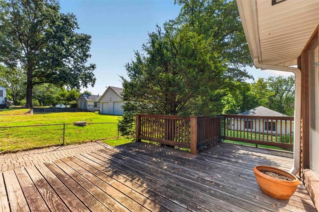 734 N Allen Road Property Photo 60