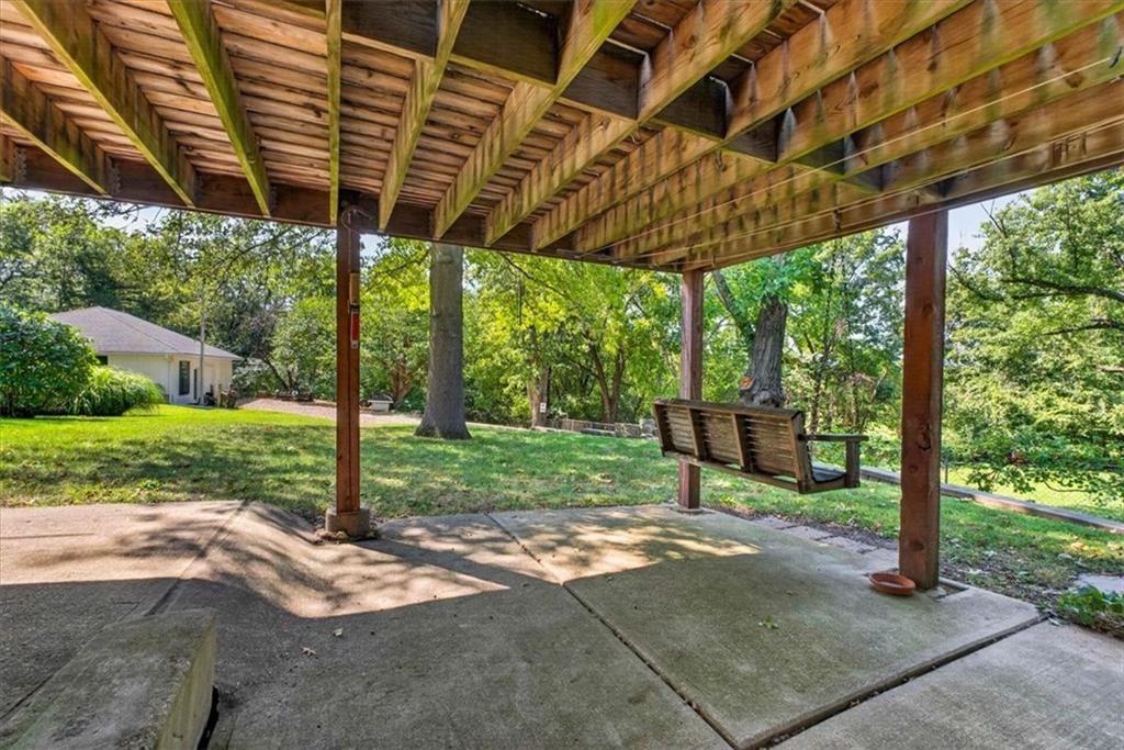 734 N Allen Road Property Photo 62