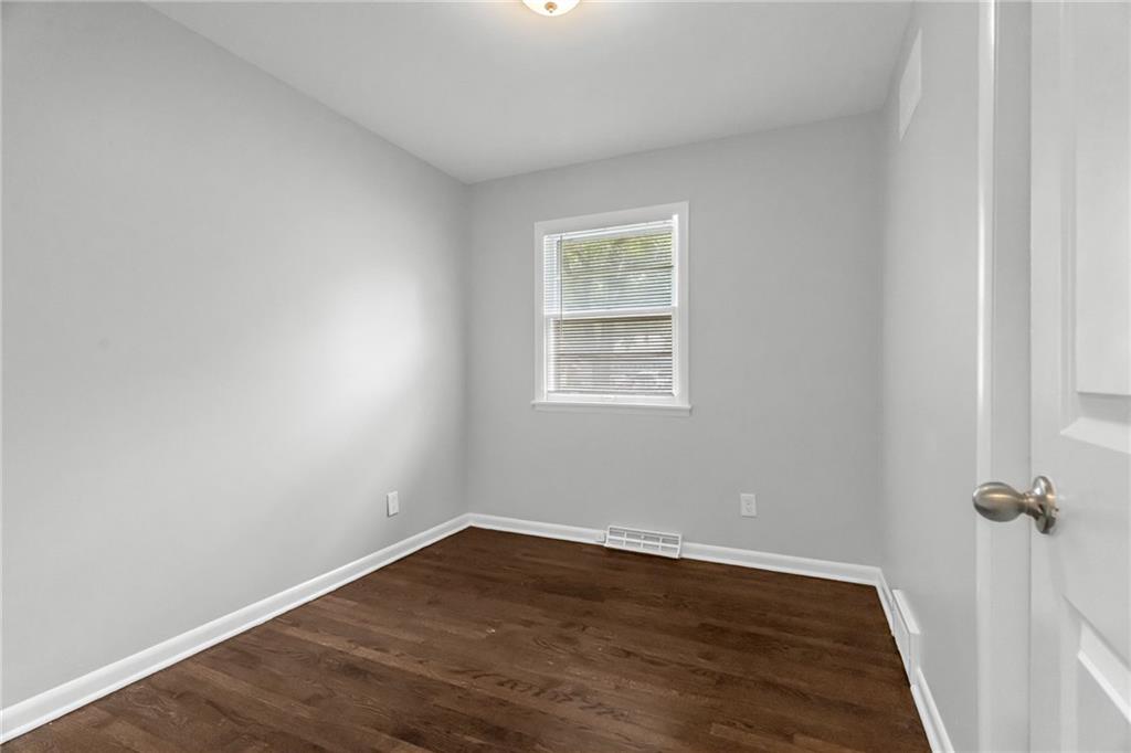 717 S Sunset Drive Property Photo 14