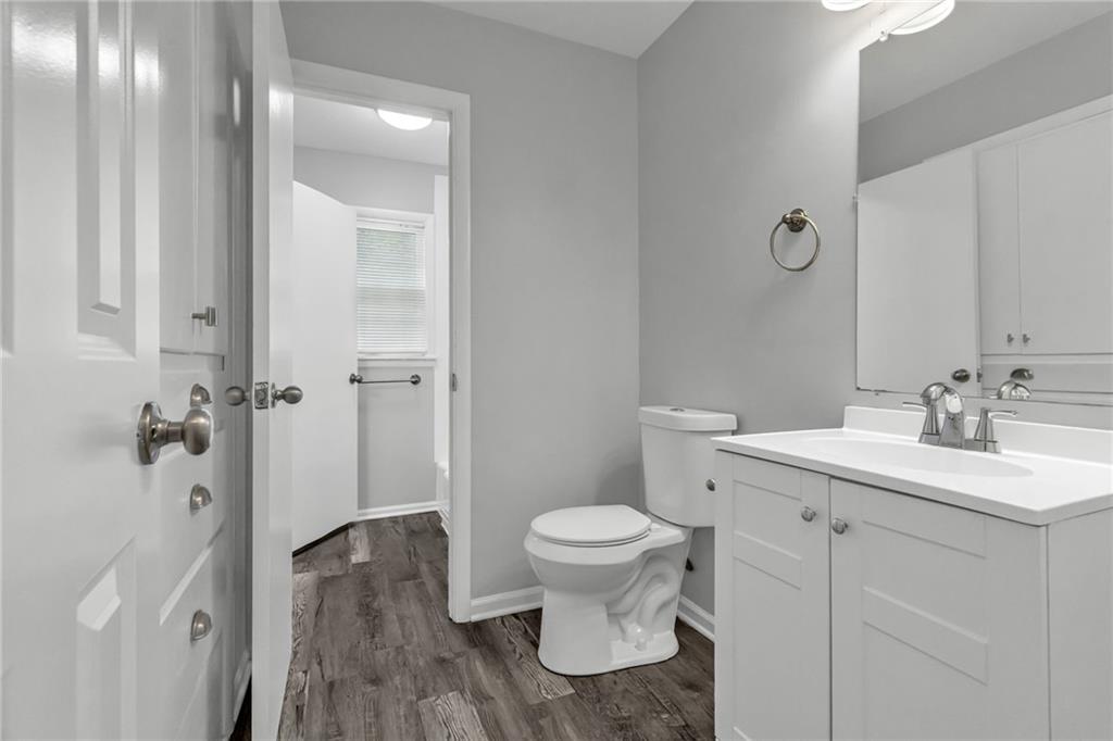 717 S Sunset Drive Property Photo 16