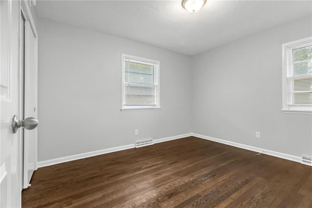717 S Sunset Drive Property Photo 17