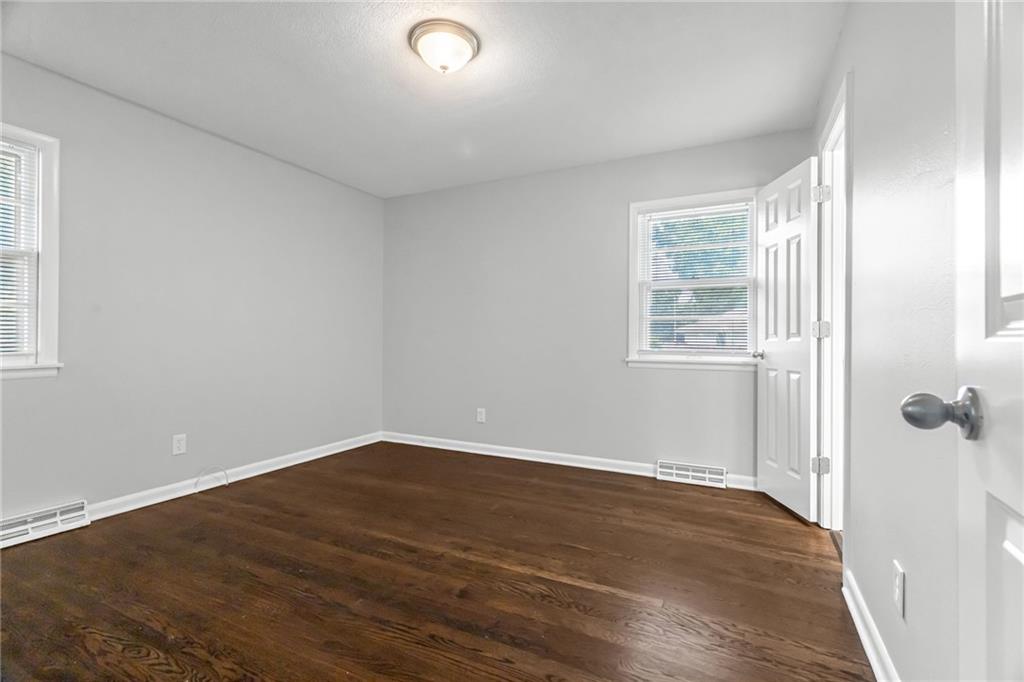 717 S Sunset Drive Property Photo 19