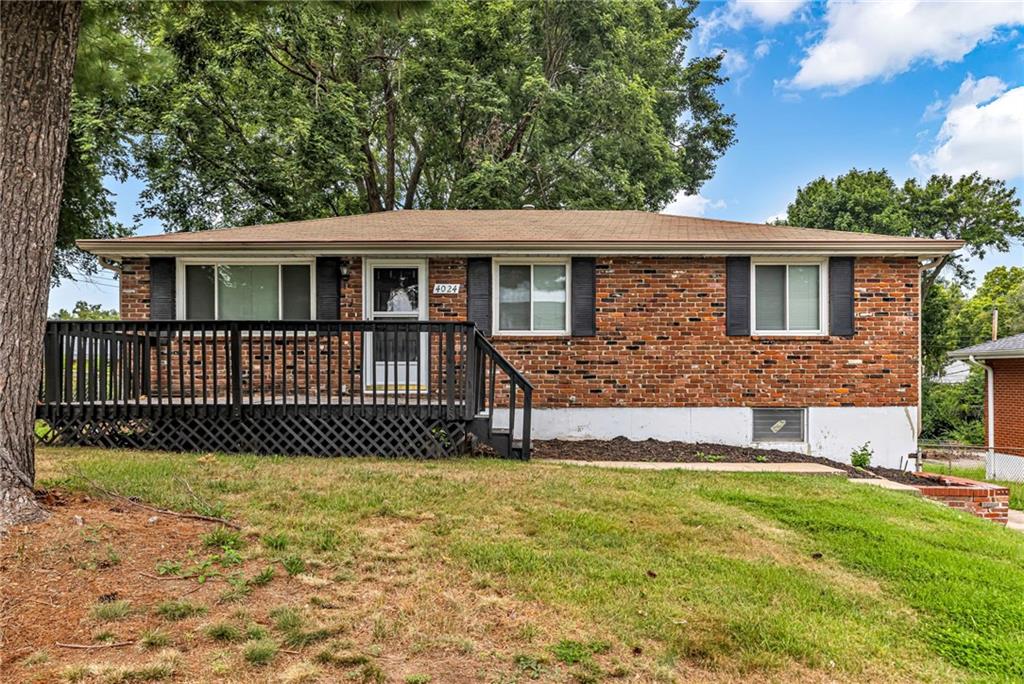 4024 N Spruce Avenue Property Photo 1