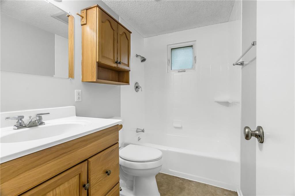4024 N Spruce Avenue Property Photo 12