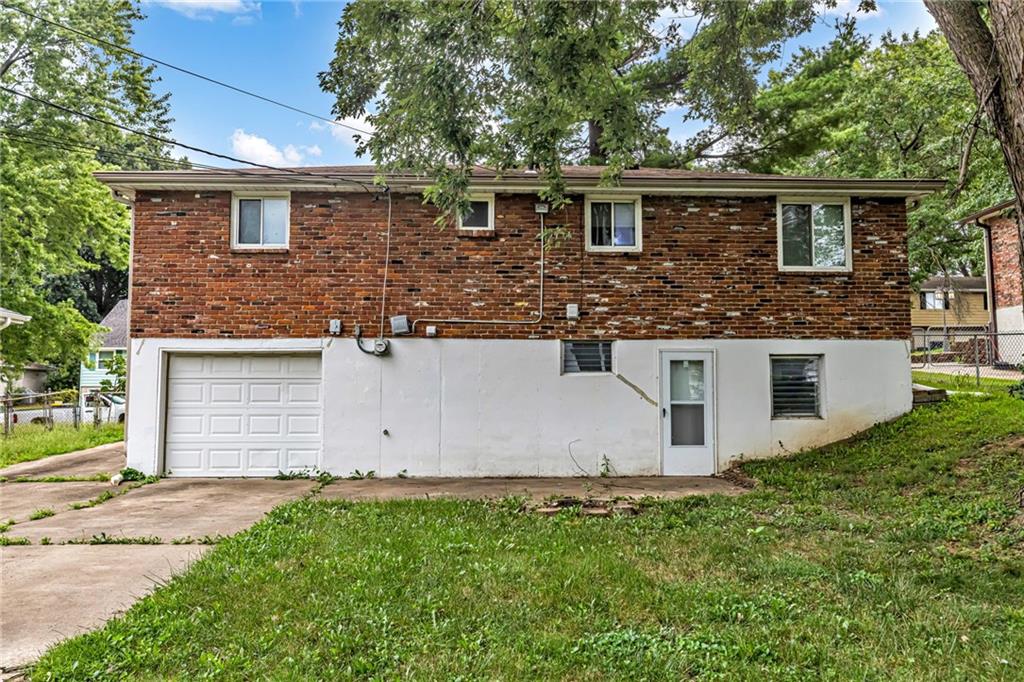 4024 N Spruce Avenue Property Photo 15