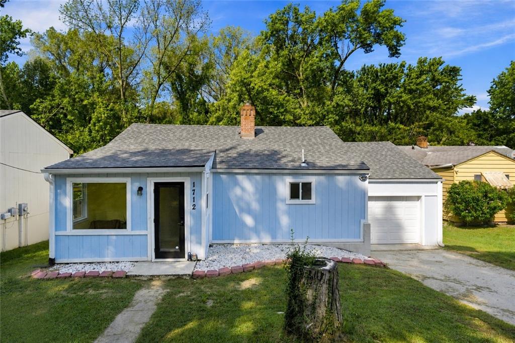 1712 S Brookside Avenue Property Photo 1