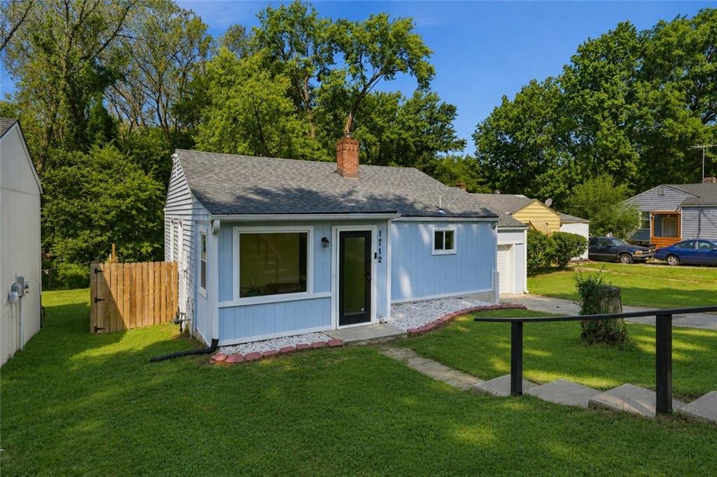 1712 S Brookside Avenue Property Photo 3
