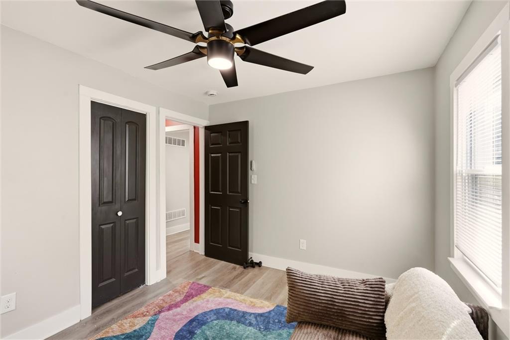 1712 S Brookside Avenue Property Photo 14