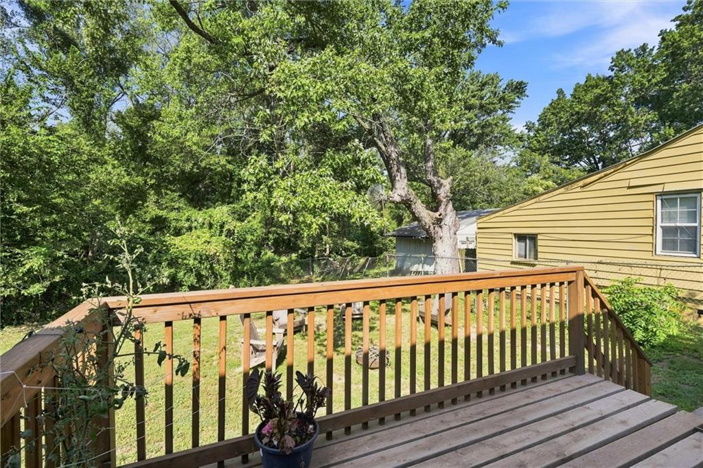 1712 S Brookside Avenue Property Photo 21