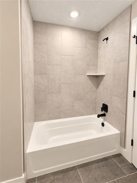 22182 W 116th Terrace Property Photo 27