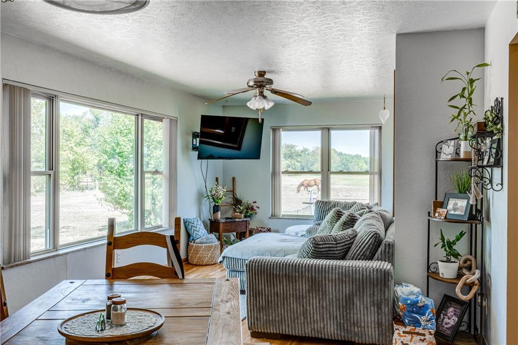 6801 Se 60th Street Property Photo 4