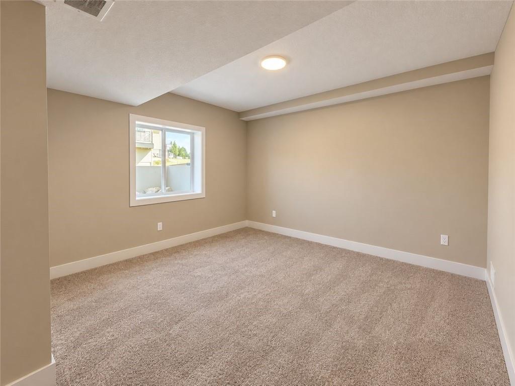 22180 W 116th Terrace Property Photo 29