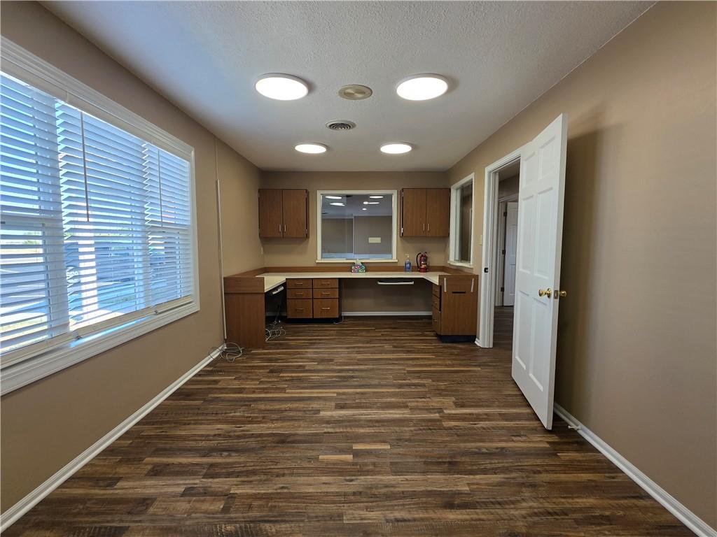 2724 N Joplin Street Property Photo 8