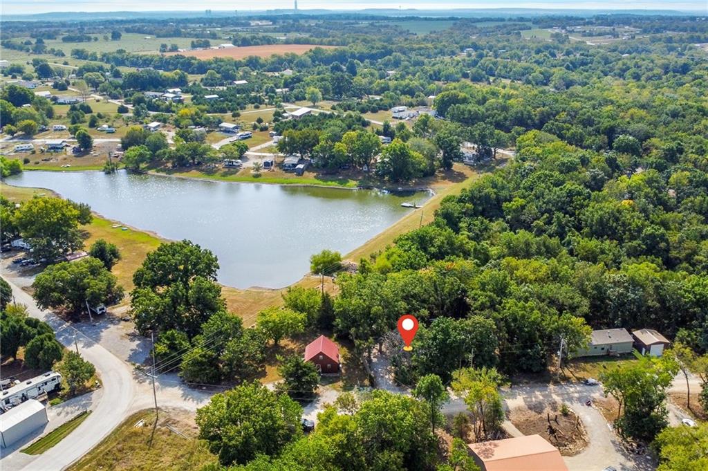 18 S Lakeside Circle Property Photo 3
