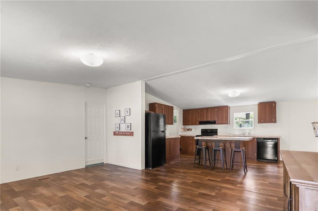 18 S Lakeside Circle Property Photo 4