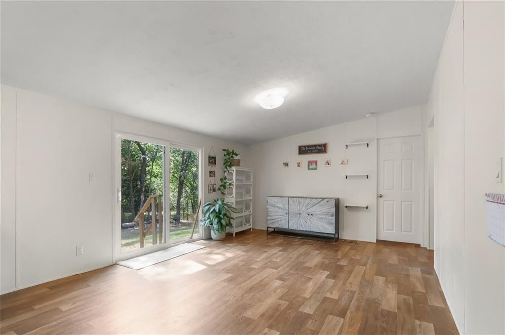 18 S Lakeside Circle Property Photo 6