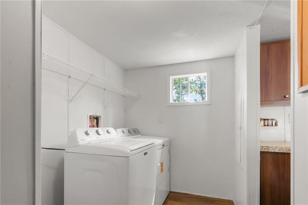 18 S Lakeside Circle Property Photo 7