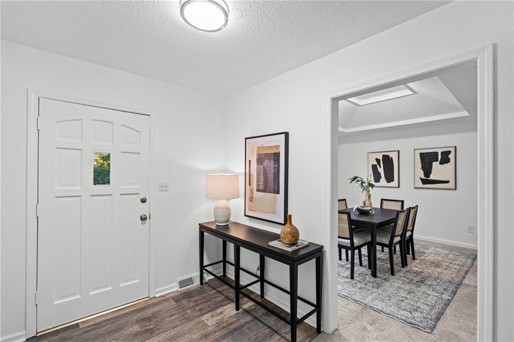 2800 S Cochise Drive Property Photo 4