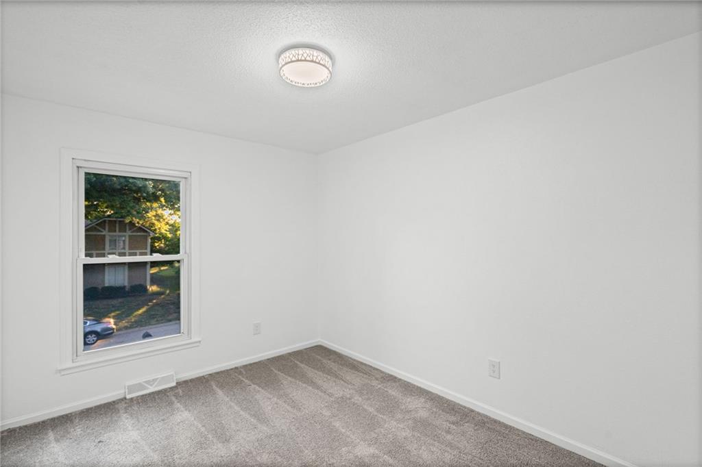 2800 S Cochise Drive Property Photo 18