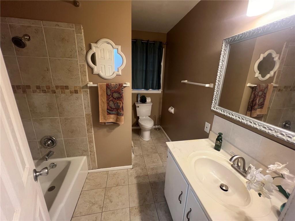 702 Ne Darwin Street Property Photo 15