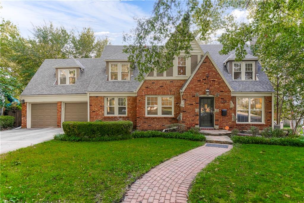 6821 Brookside Road Property Photo 1