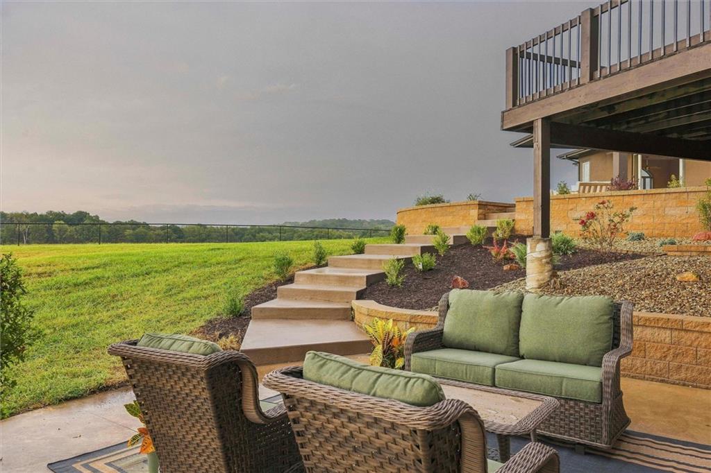 17688 Golden Road Property Photo 23