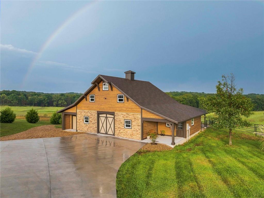 17688 Golden Road Property Photo 32