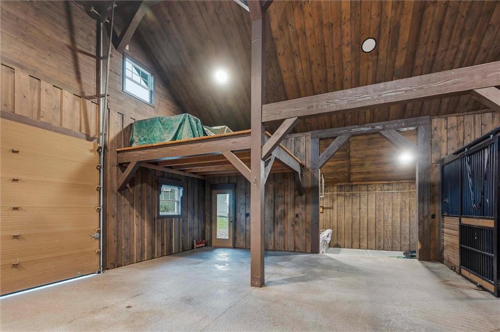 17688 Golden Road Property Photo 36