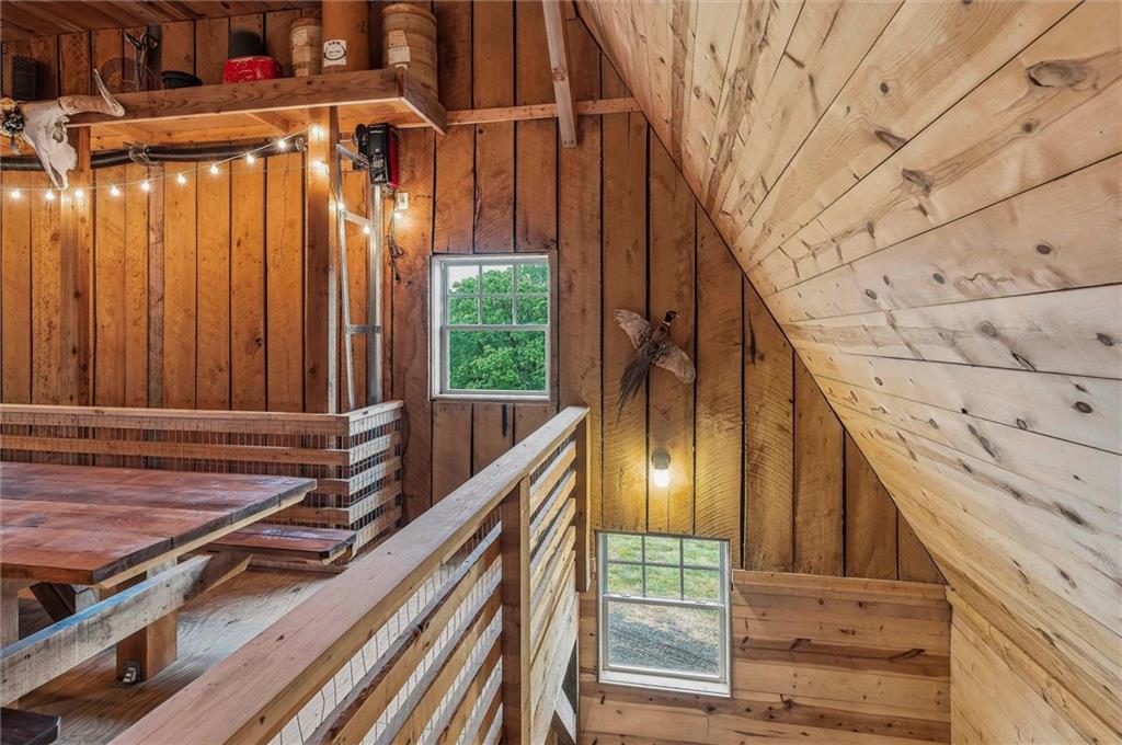 17688 Golden Road Property Photo 65