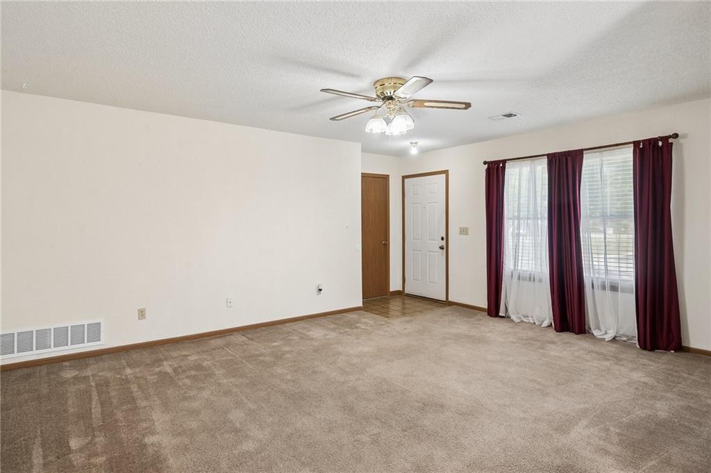 7841 Freeman Avenue Property Photo 8