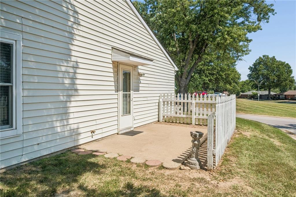 7841 Freeman Avenue Property Photo 29