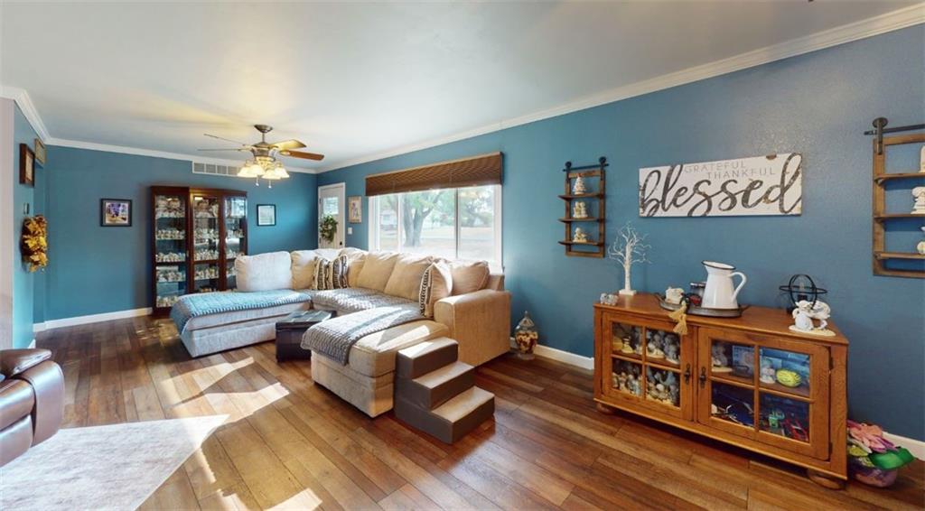 15403 S 1413 Road Property Photo 8