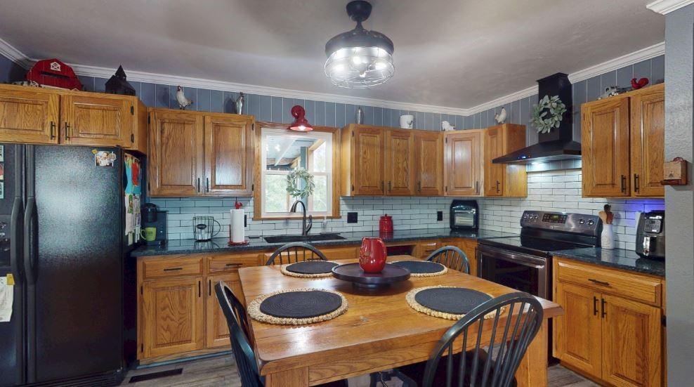 15403 S 1413 Road Property Photo 12