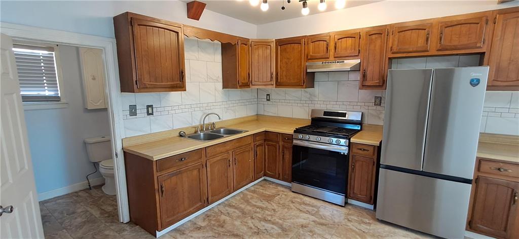 2614 S 19th Street Property Photo 4