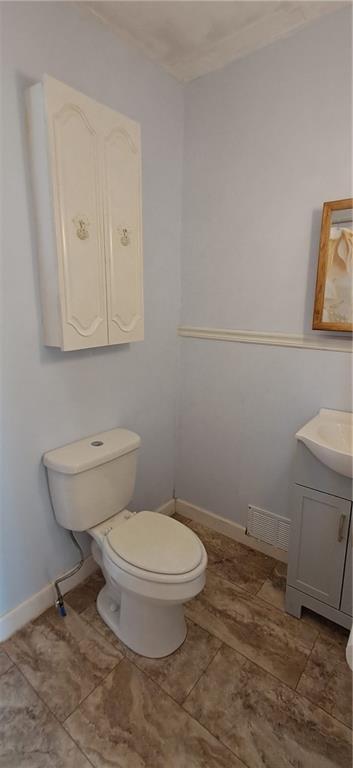 2614 S 19th Street Property Photo 8