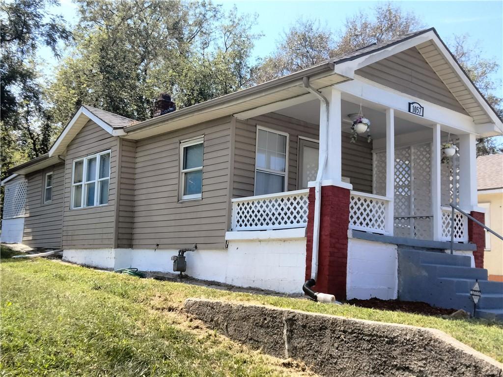 1057 Webster Avenue Property Photo 4