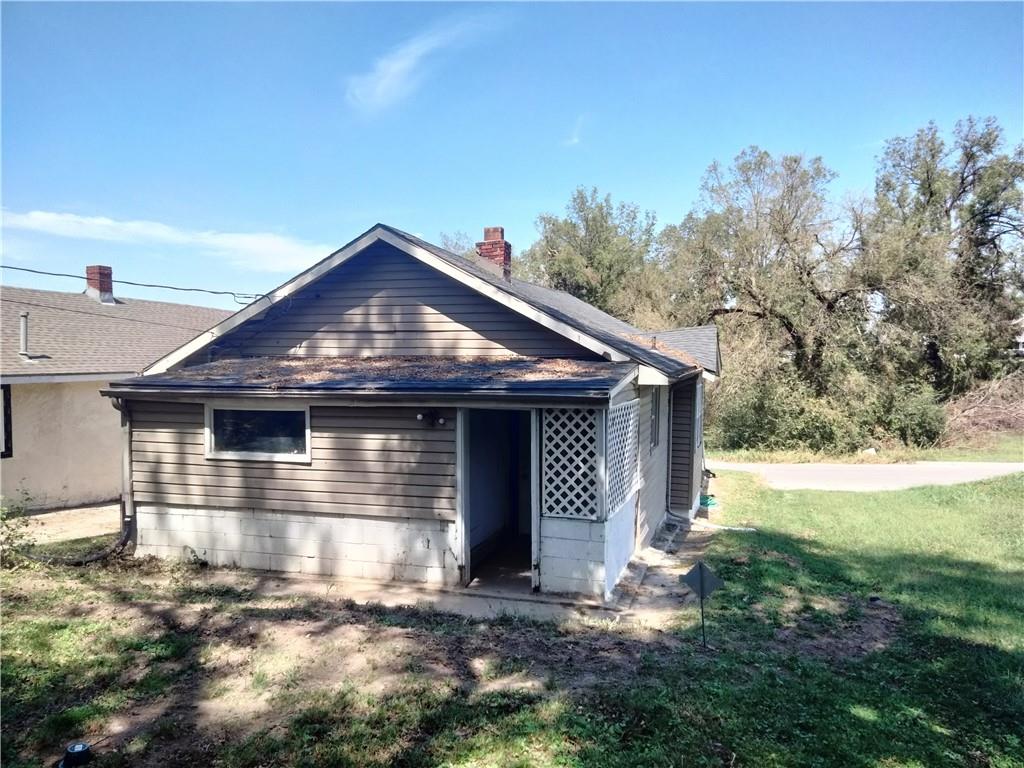 1057 Webster Avenue Property Photo 5