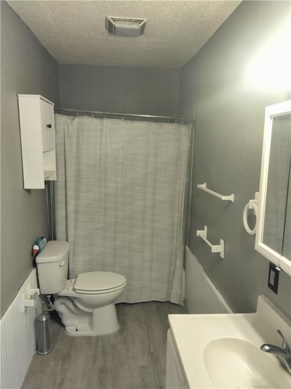 1057 Webster Avenue Property Photo 18
