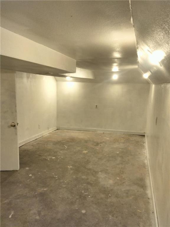 1057 Webster Avenue Property Photo 27