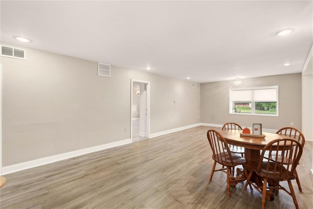 6207 Leavenworth Road Property Photo 7
