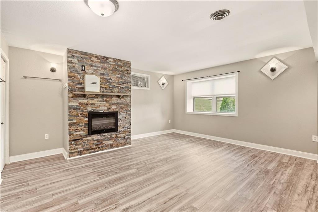 6207 Leavenworth Road Property Photo 13