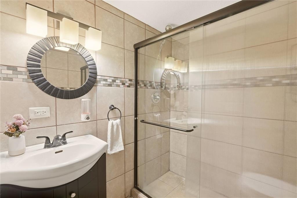 6207 Leavenworth Road Property Photo 16