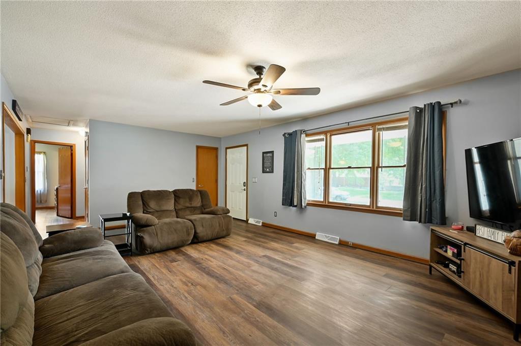 503 Sw Maple Lane Property Photo 3