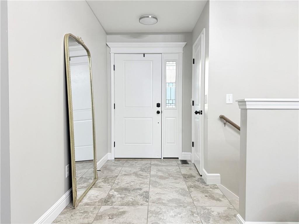 504 Katy Circle Property Photo 2