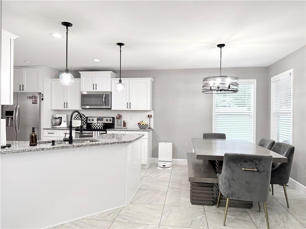 504 Katy Circle Property Photo 5