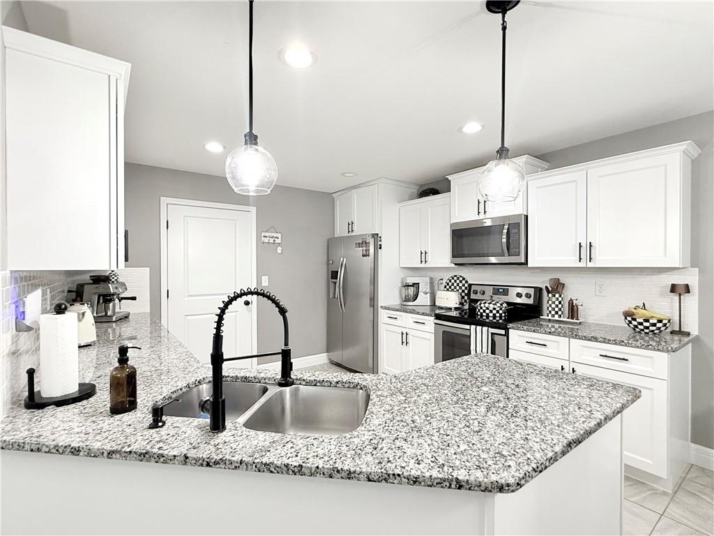 504 Katy Circle Property Photo 6