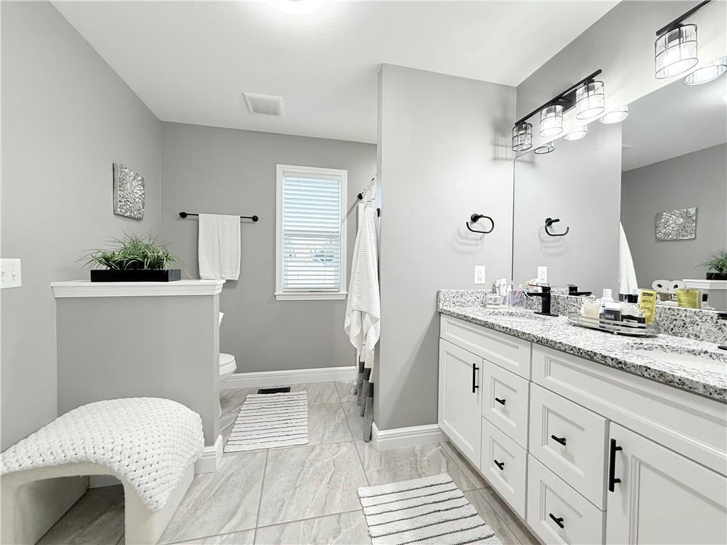 504 Katy Circle Property Photo 13