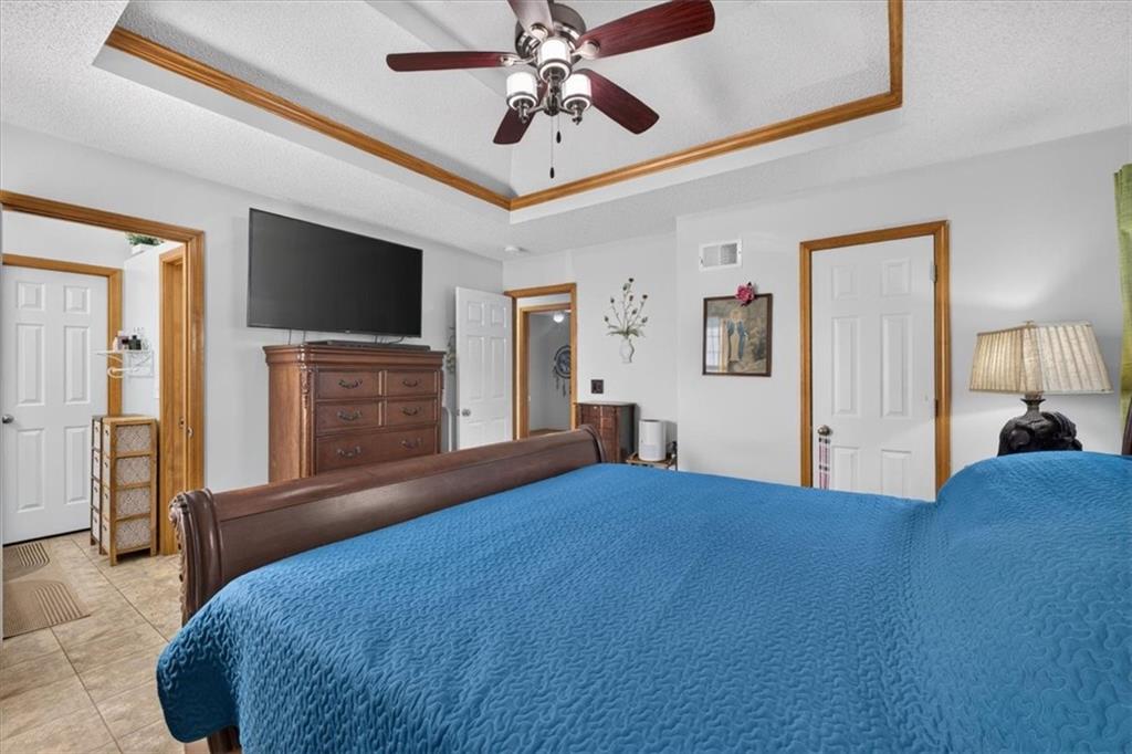 1009 Ne Florence Avenue Property Photo 22