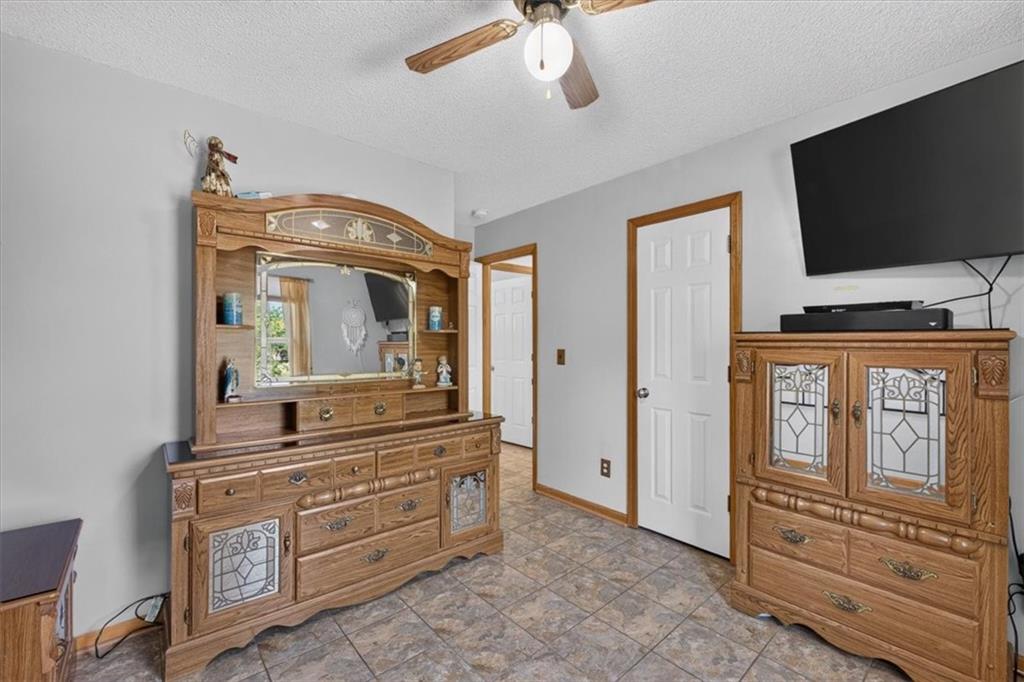 1009 Ne Florence Avenue Property Photo 27