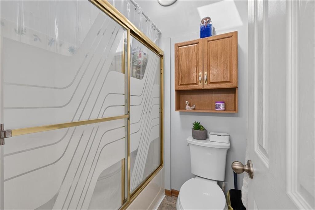 1009 Ne Florence Avenue Property Photo 30